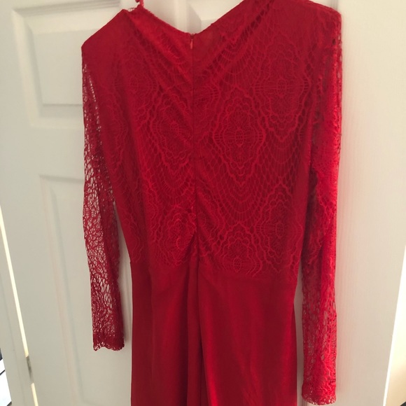 Red Dress - Picture 4 of 6